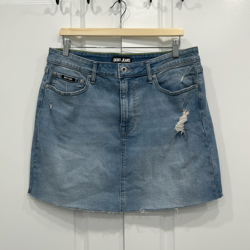 DKNY JEANS Skirt Size 31